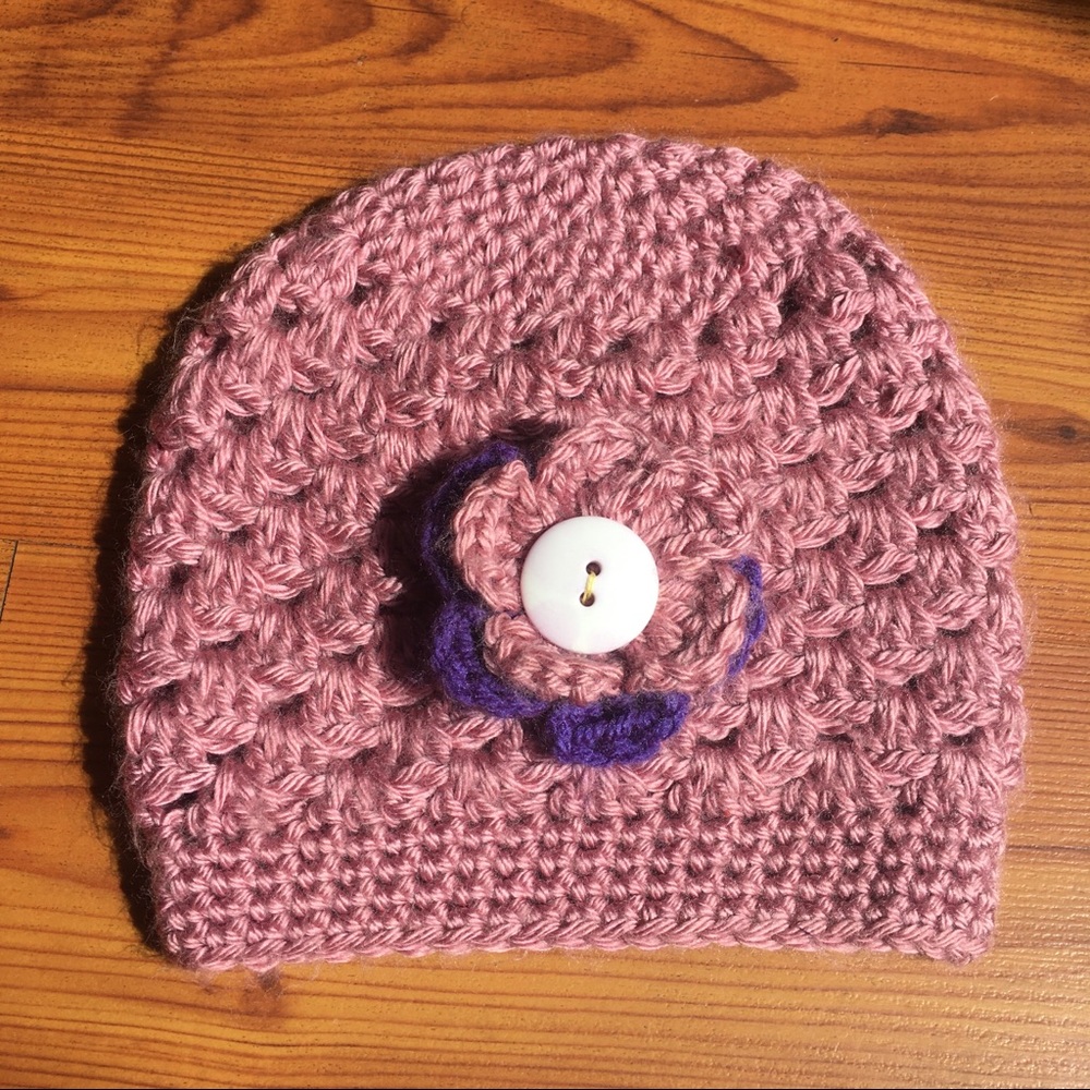 HANDMADE Crocheted Toddler Hat w. Flower Button